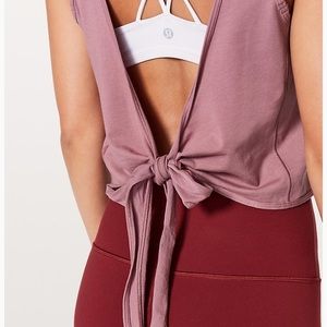 Lululemon It’s A Tie Tank in figue